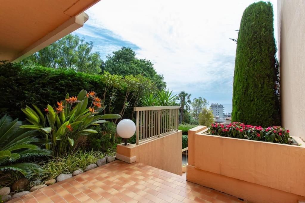 Aparthotel Riviera - La Terrasse De Clairefontaine - Fabron นีซ ภายนอก รูปภาพ