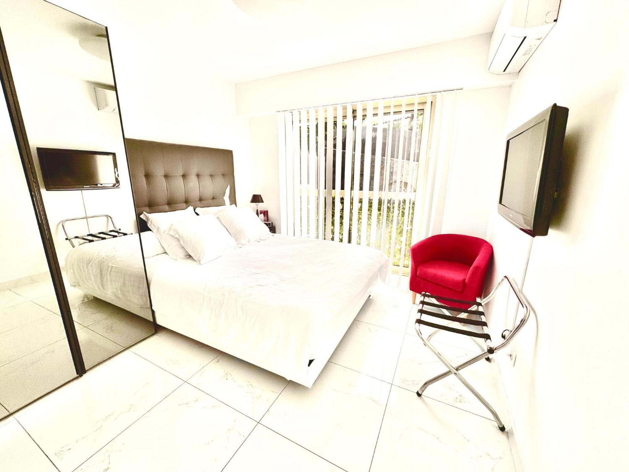 Aparthotel Riviera - La Terrasse De Clairefontaine - Fabron นีซ ภายนอก รูปภาพ